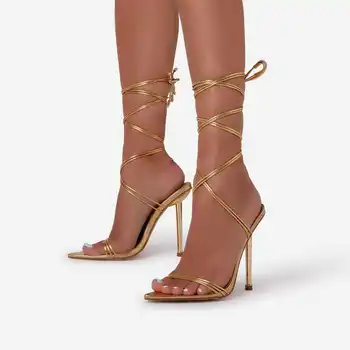 2023 a coleção Primavera / Verão das Mulheres Sandálias de Salto Alto da Moda Pontiagudo Dedo do pé Calçados femininos Cruz Sandálias de tira SHW090